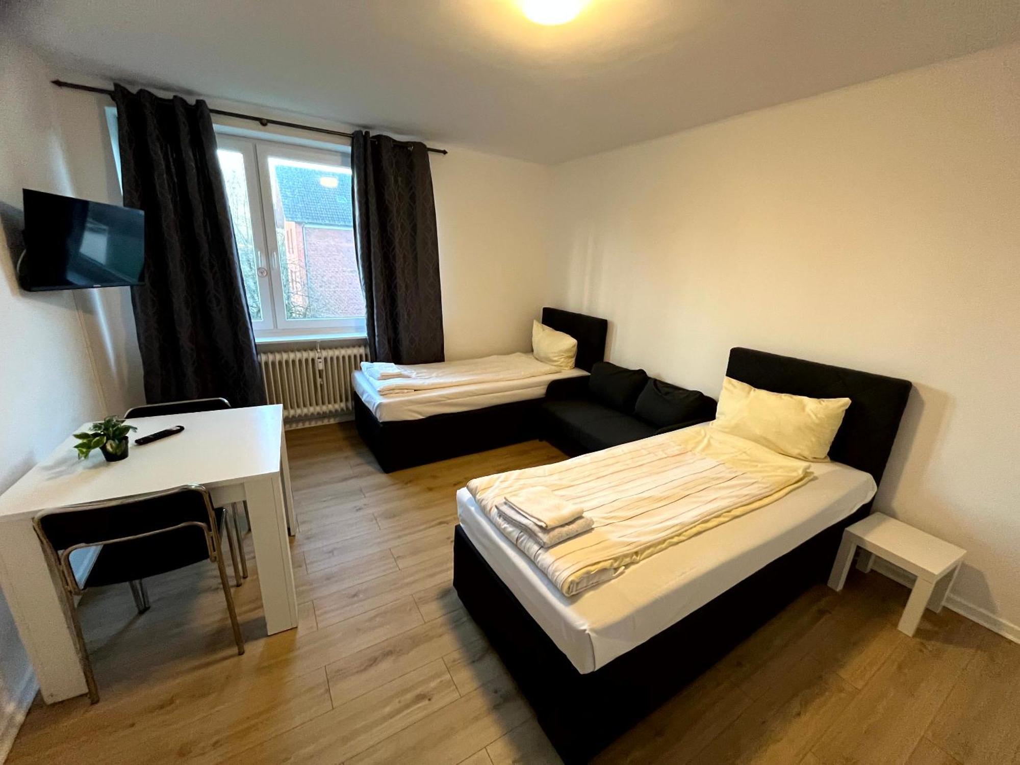 3-Zimmer Monteurwohnung Mit Balkon Neumünster Zewnętrze zdjęcie