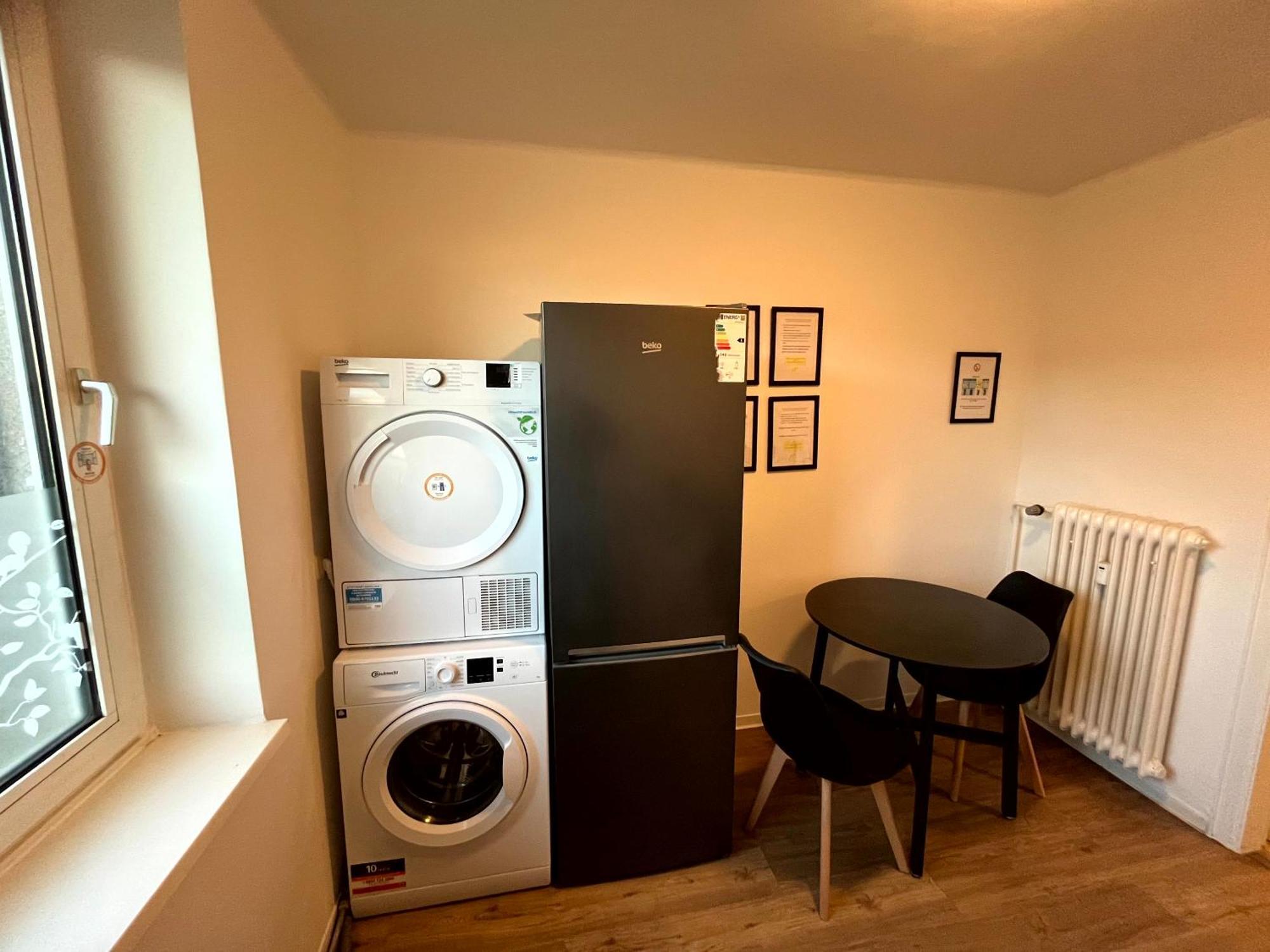 3-Zimmer Monteurwohnung Mit Balkon Neumünster Zewnętrze zdjęcie